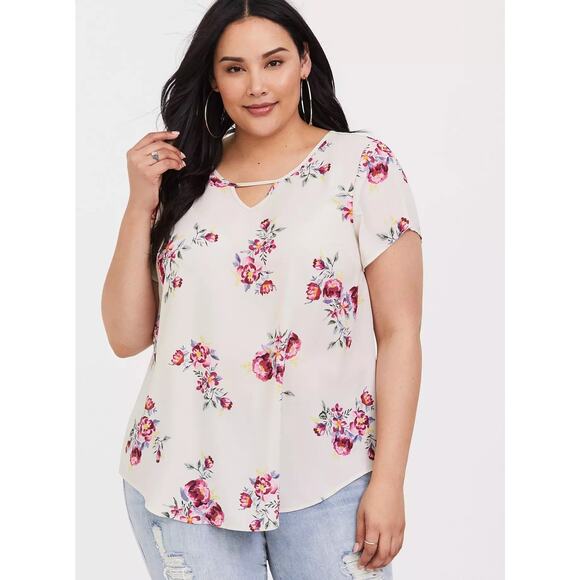 Torrid Floral Print Georgette Keyhole Blouse White Pullover Short Sleeve Sz 2X - Picture 2 of 9